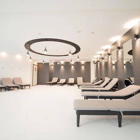 Hanza Tower De Lux *