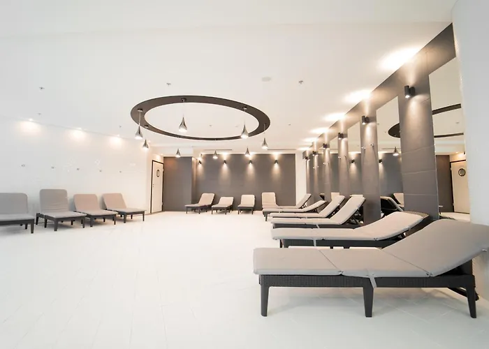 Hanza Tower De Lux *